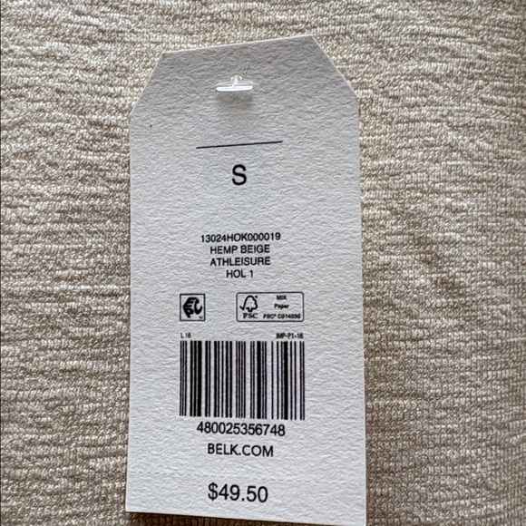 Wonderly by Belk
Ruffle Swing T-Shirt oversized Small NWT - Picture 4 of 8